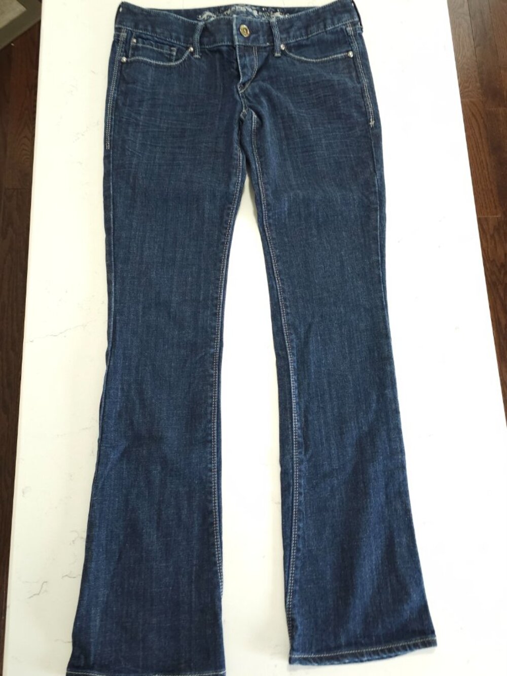Express "Barely Boot" Low Rise Jeans -Size 4R, Dark wash - 32" Inseam